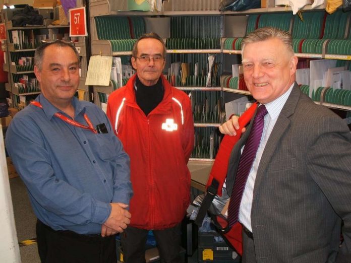 MP Steve McCabe Visits Royal Mail Sorting Office In Kings Heath - B14 News
